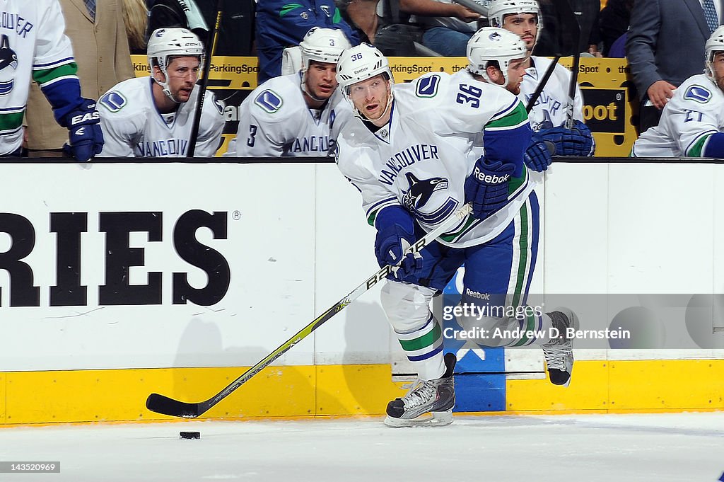 Vancouver Canucks v Los Angeles Kings - Game Four