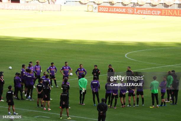 Sanfrecce Hiroshima players huddle during the official practice and press conference ahead of J.LEAGUE YBC Levain Cup final between Cerezo Osaka and...