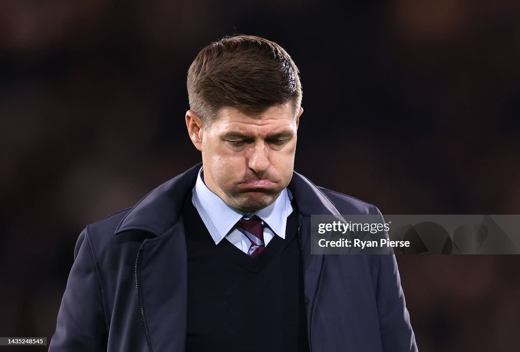 Fulham FC v Aston Villa - Premier League