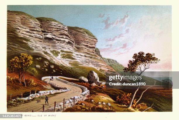 ilustraciones, imágenes clip art, dibujos animados e iconos de stock de la carretera undercliff, isla de wight, siglo 19 victoriano - escarpado