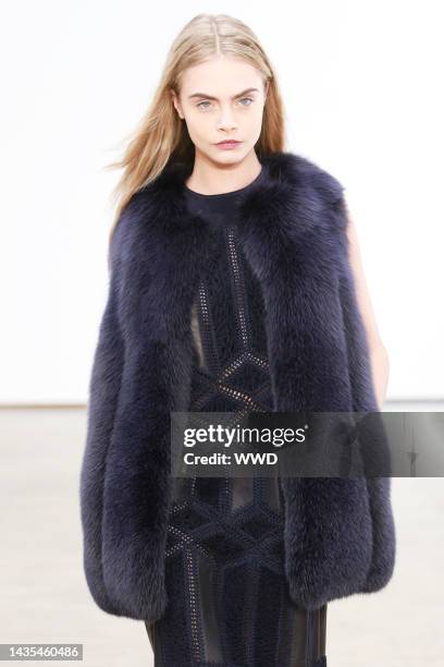 Kelly Thomas Model 425 Kelly Thomas Fashion Model Stock Photos, High-Res Pictures, and ...