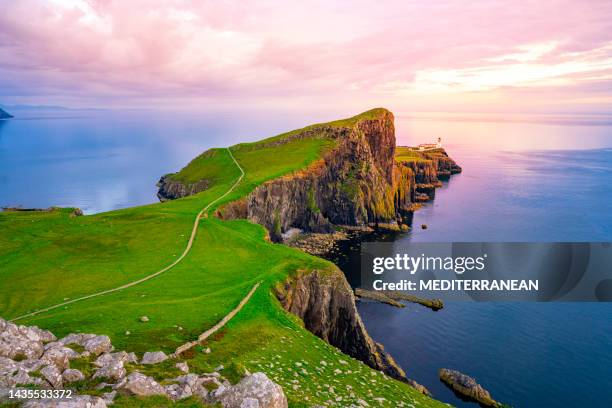 skye island nest point lighthouse in highlands scotland uk - skye stockfoto's en -beelden