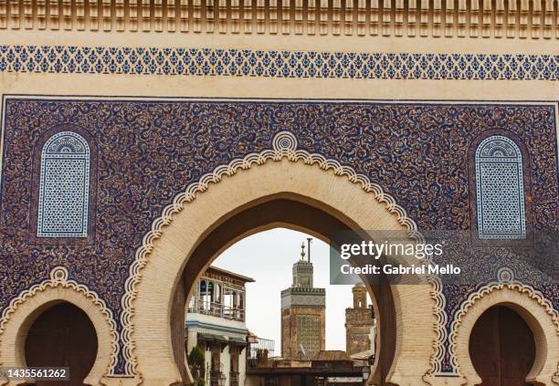 bab bou jeloud in fez - bab boujeloud stock pictures, royalty-free photos & images