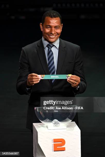 Draw Assistant Gilberto Silva draws out Brazil during the FIFA Women's World Cup 2023 Final Tournament Draw at Aotea Centre on October 22, 2022 in...