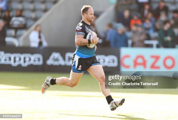 Korbin Sims of Fiji warms up prior to the Rugby League World Cup 2021 Pool B match between Fiji and Italy at Kingston Park on October 22, 2022 in...