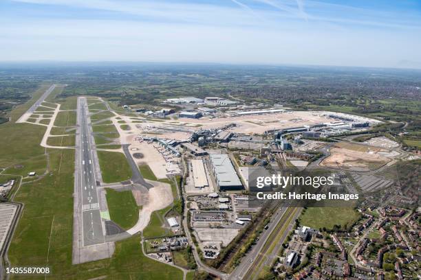 Manchester Airport, Manchester, 2021. Artist Damian Grady.
