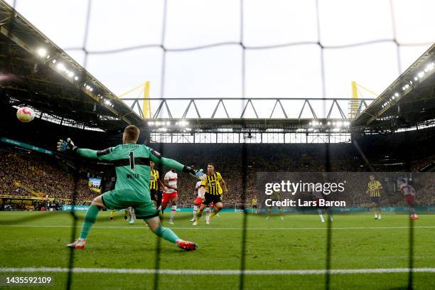 Niklas Sule of Borussia Dortmund scores their team's second goal during the Bundesliga match between Borussia Dortmund and VfB Stuttgart at Signal...