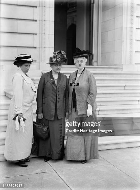 Julia Lathrop, Jane Addams and Mary E. McDowell, 1913. US suffragists, activists and social reformers. Artist Harris & Ewing.