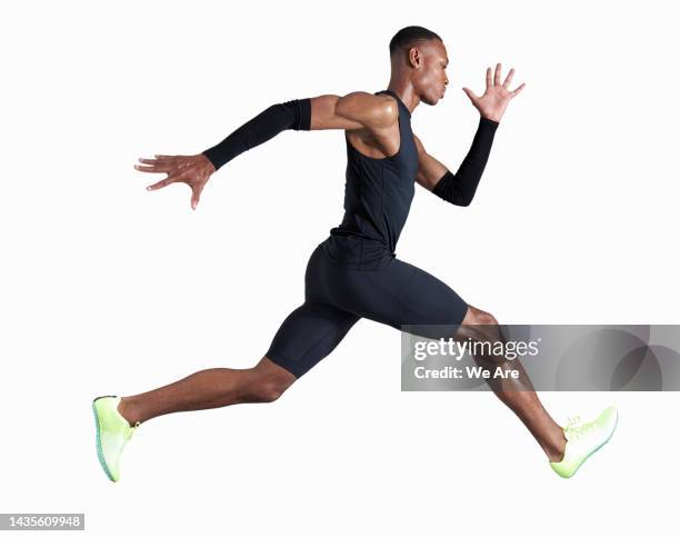 athlete running - athleticism imagens e fotografias de stock