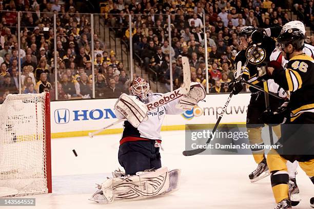 Washington Capitals goalie Braden Holtby in action vs Boston Bruins at TD Garden. Game 7. Boston, MA 4/25/2012 CREDIT: Damian Strohmeyer