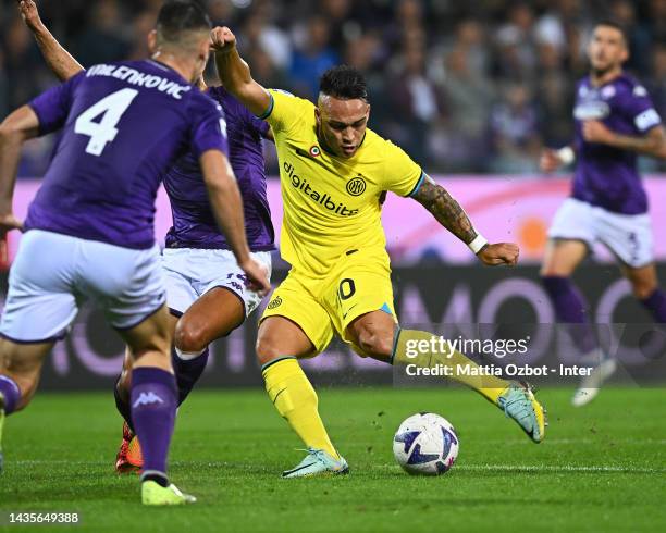 Lautaro Martinez of FC Internazionale scores the second goal during the Serie A match between ACF Fiorentina and FC Internazionale at Stadio Artemio...