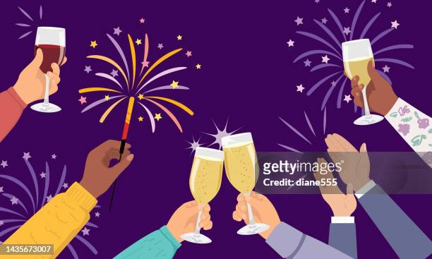 menschen stoßen mit wein oder champagner an - new years eve stock-grafiken, -clipart, -cartoons und -symbole