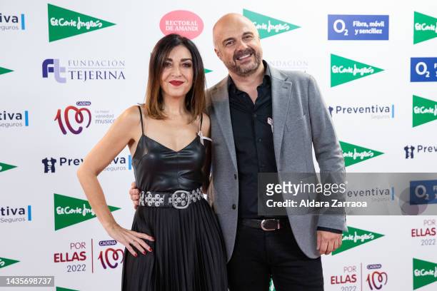 Mar Amate and Javi Nieves attend the Por Ellas Cadena 100 photocall and concert on October 22, 2022 in Madrid, Spain.