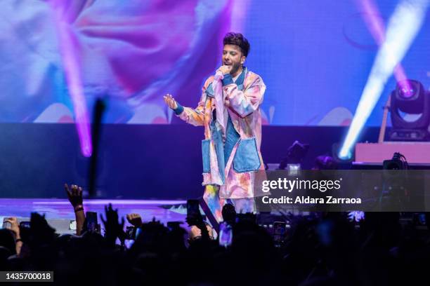 Singer Blas Canto performs on stage during Por Ellas Cadena 100 concert on October 22, 2022 in Madrid, Spain.