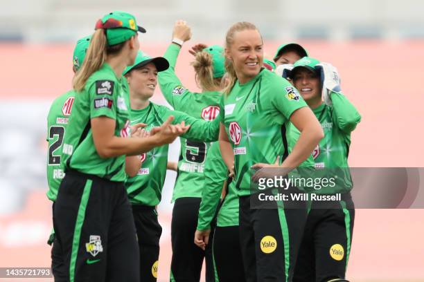 Tess Flintoff of the Stars celebrates the run out of Tammy Beaumont of the Thunder during the Women's Big Bash League match between the Sydney...
