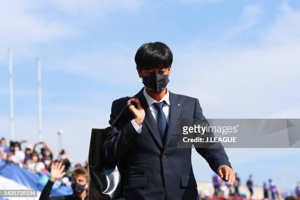Hideyuki NOZAWA of Ventforet Kofu is seen on arrival at the stadium prior to the J.LEAGUE Meiji Yasuda J2 42nd Sec. Match between Ventforet Kofu and...