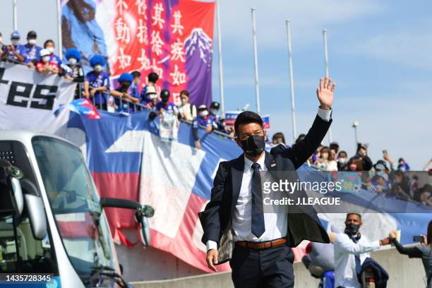 Hideomi YAMAMOTO of Ventforet Kofu is seen on arrival at the stadium prior to the J.LEAGUE Meiji Yasuda J2 42nd Sec. Match between Ventforet Kofu and...