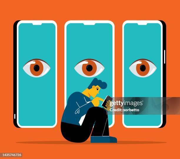 illustrazioni stock, clip art, cartoni animati e icone di tendenza di spionaggio smart phone - big brother orwellian concept