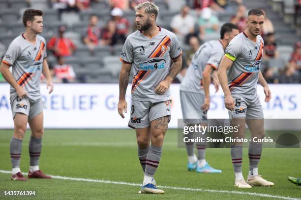 Charles Austin of the Roar defends a corner during the round three A-League Men's match between Western Sydney Wanderers and Brisbane Roar at...