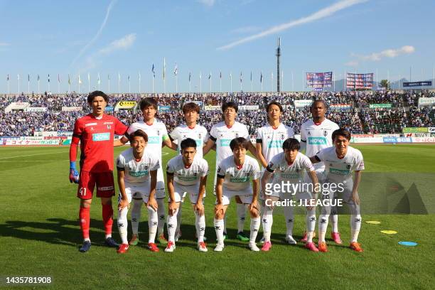 Iwate Grulla Morioka players line up for the team photos prior to the J.LEAGUE Meiji Yasuda J2 42nd Sec. Match between Ventforet Kofu and Iwate...