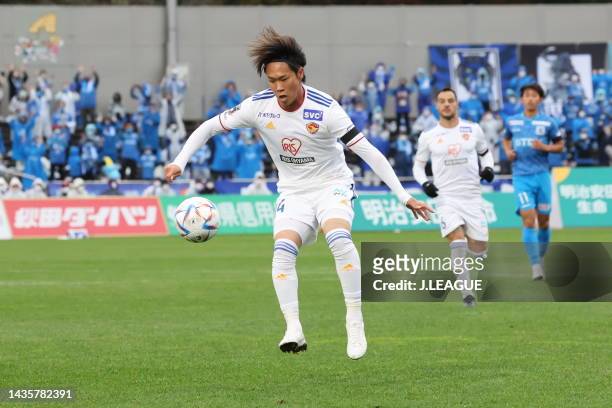 Takayoshi ISHIHARA of Vegalta Sendai in action during the J.LEAGUE Meiji Yasuda J2 42nd Sec. Match between Blaublitz Akita and Vegalta Sendai at SOYU...