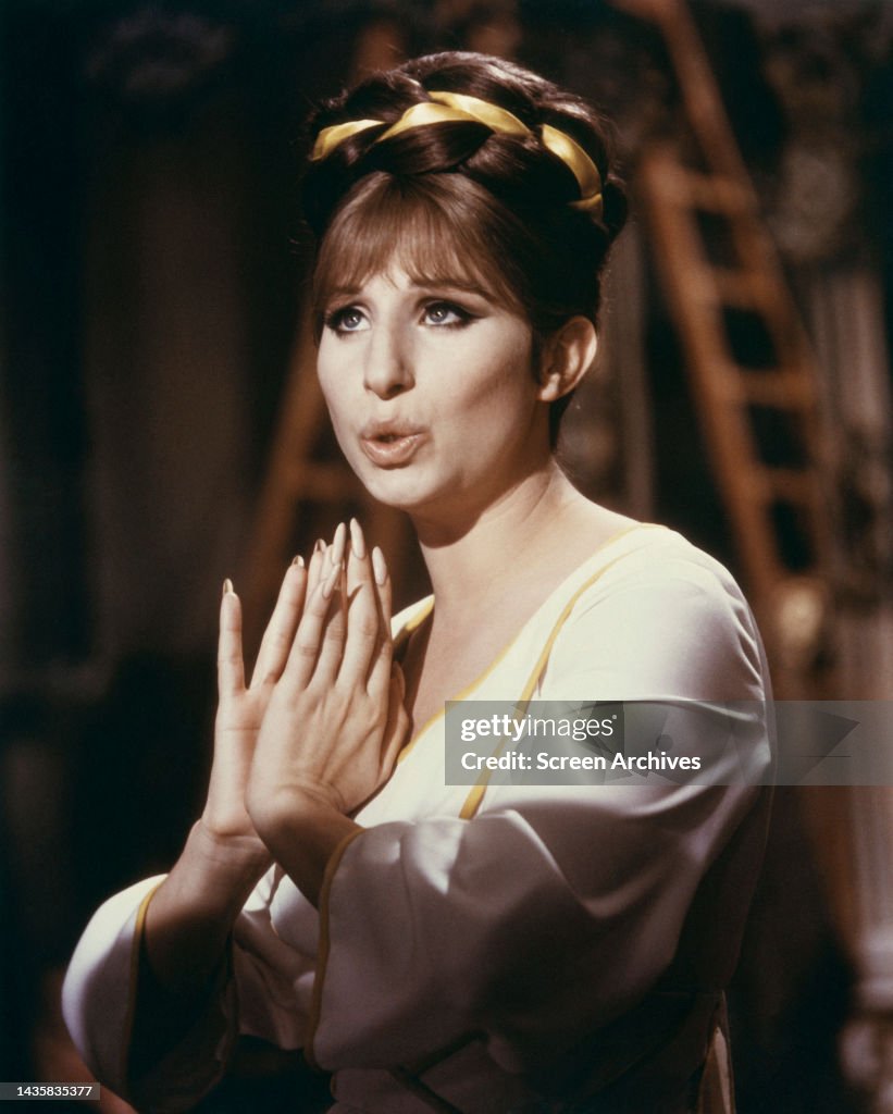 Barbra Reed Barbra Streisand singing in scene from the 1968 movie Funny Girl. News ...