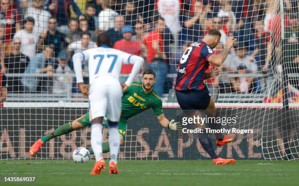 Marko Arnautovic of Bologna FC SCORES A PENALTY PAST Wladimiro Falcone of US Lecce during the Serie A match between Bologna FC and US Lecce at Stadio...