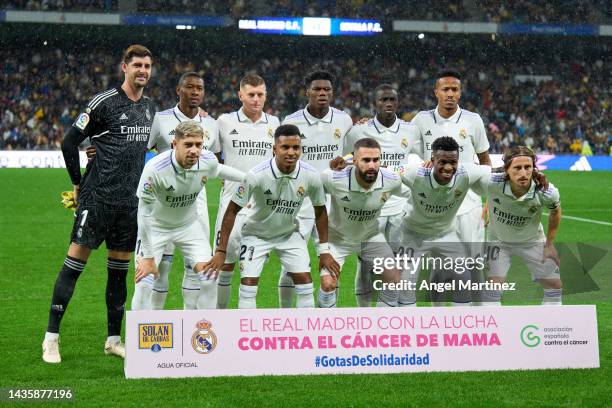 Players of Real Madrid pose for a team photo prior to the LaLiga Santander match between Real Madrid CF and Sevilla FC at Estadio Santiago Bernabeu...