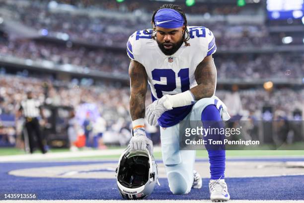 Ezekiel Elliott of the Dallas Cowboys kneels in the end zone before the game against the Detroit Lions at AT&T Stadium on October 23, 2022 in...