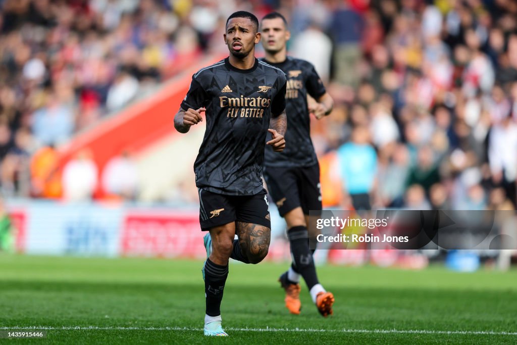 Southampton FC v Arsenal FC - Premier League