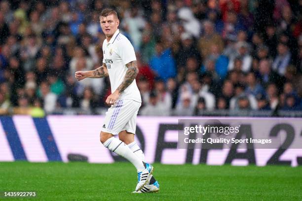 Toni Kroos of Real Madrid looks on during the LaLiga Santander match between Real Madrid CF and Sevilla FC at Estadio Santiago Bernabeu on October...