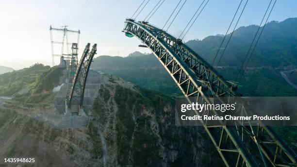 drone aerial view of chenab bridge, world's highest rail bridge in jammu & kashmir, india - puente de ferrocarril fotografías e imágenes de stock