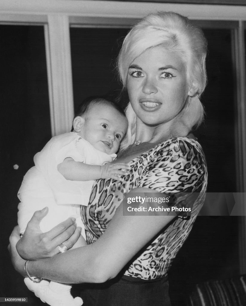 Jayne Mansfield holding six-weeks old Mariska Hargitay, United... News ...