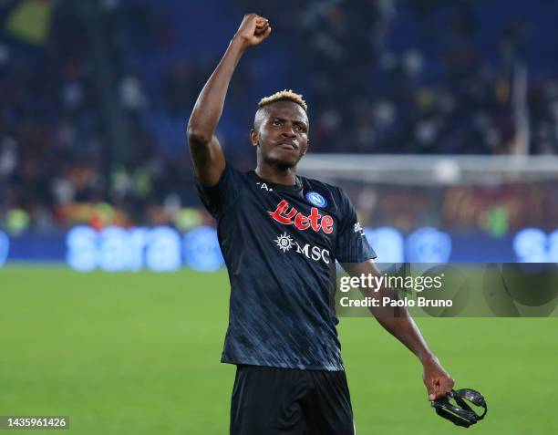 Victor Osimhen of SSC Napoli celebrates following their side's victory in the Serie A match between AS Roma and SSC Napoli at Stadio Olimpico on...