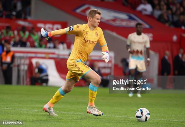Goalkeeper of Monaco Alexander Nubel during the Ligue 1 match between Lille OSC and AS Monaco at Stade Pierre-Mauroy on October 23, 2022 in...