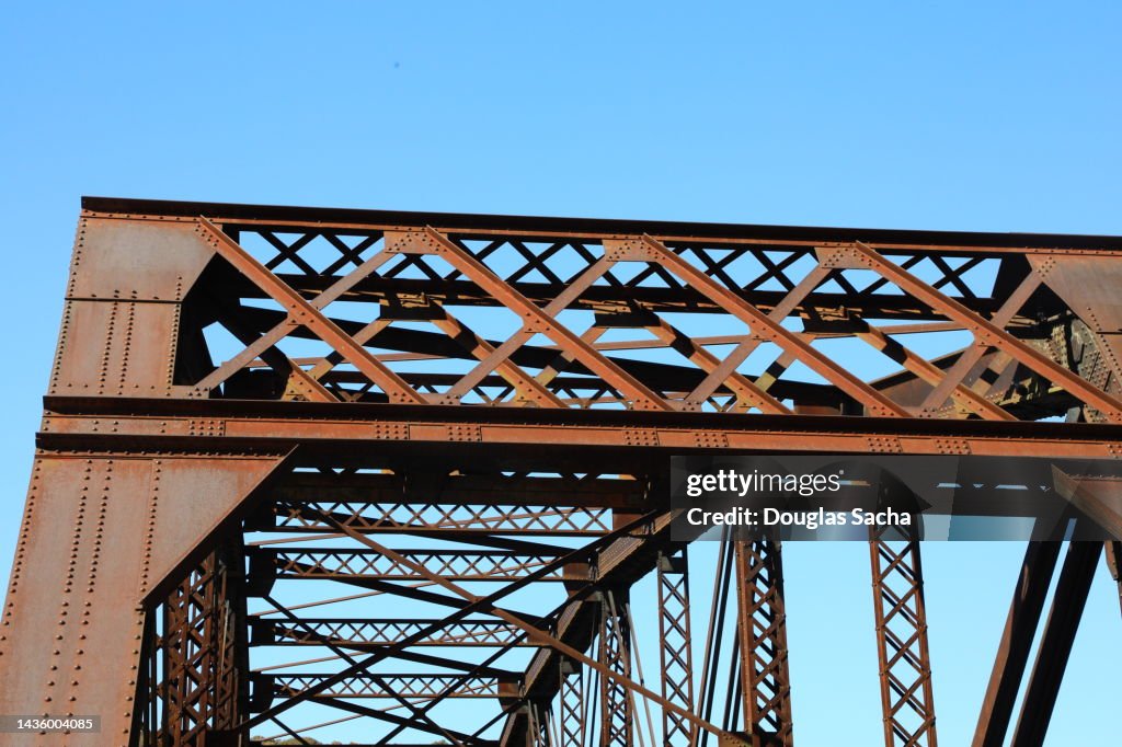 Steel Ridge Frame Structural Steel Truss Bridge Frame High-Res Stock Photo - Getty Images