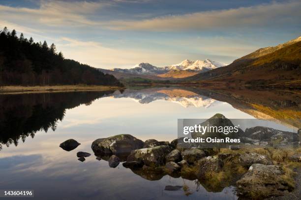 snowdon from llyn mymbyr - capel curig stock pictures, royalty-free photos & images