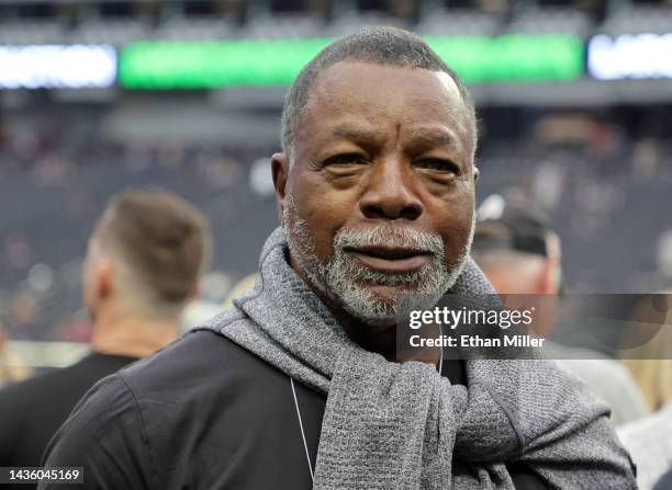 Actor and former Oakland Raiders player Carl Weathers stands on the Las Vegas Raiders sideline before the team's game against the Houston Texans at...