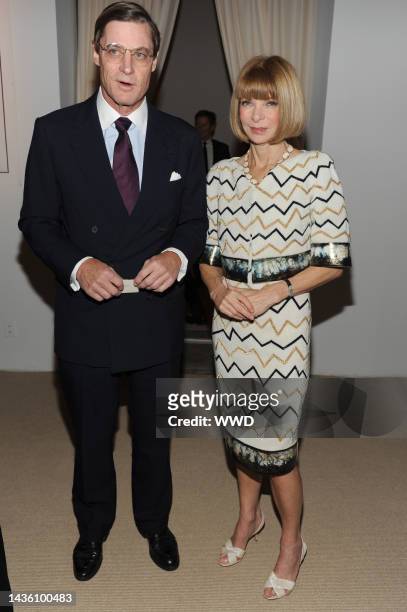 Shelby Bryan and Anna Wintour attend the 2010 CFDA/Vogue Fashion Fund awards at Skylight Studios.