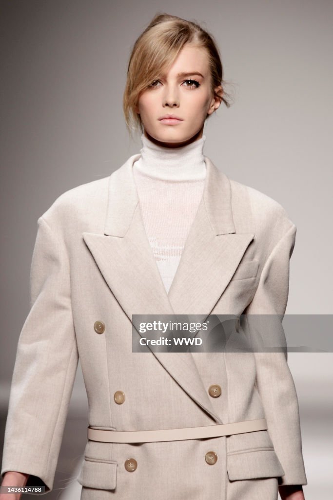 Model Sigrid Agren on the runway at Gianfranco Ferre\'s fall 2011 ...