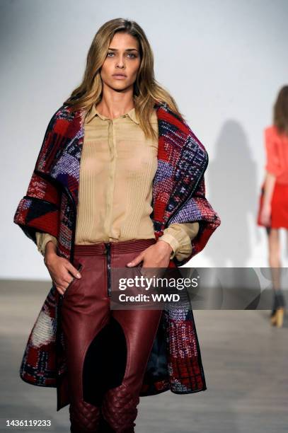 Model Ana Beatriz Barros on the runway at Matthew Williamson's fall 2011 show.