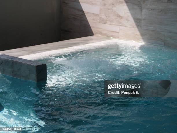 Dark Pool Ripple Dark Blue Pool Water Photos and Premium High Res Pictures - Getty Images