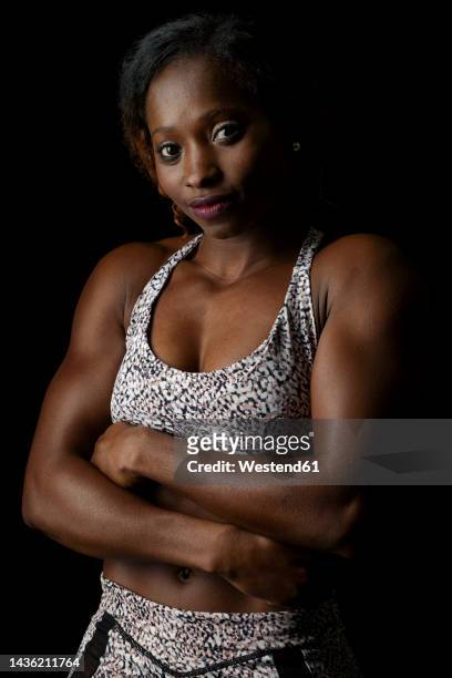 161 Woman Muscular Arms Crossed Stock Photos, High-Res Pictures
