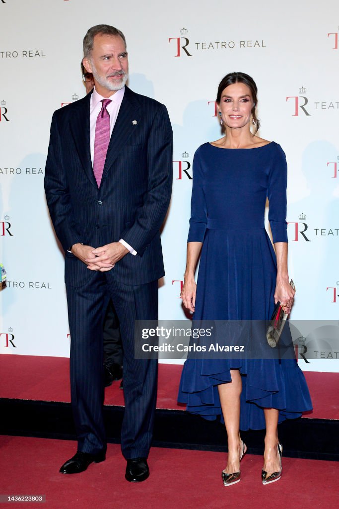 Spanish Royals Inaugurate The Royal Theatre Season
