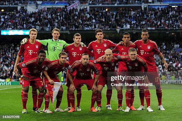 Bayern Munich line up during the UEFA Champions League Semi Final second leg between Real Madrid CF and Bayern Munich at The Bernabeu Stadium on...
