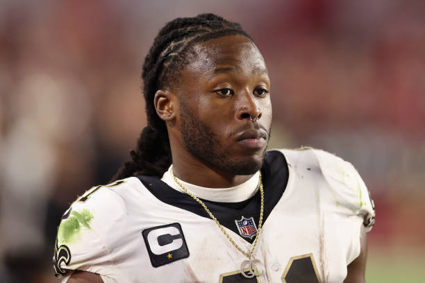 Running back Alvin Kamara of the New Orleans Saints on the sidelines during the NFL game at State Farm Stadium on October 20, 2022 in Glendale,...