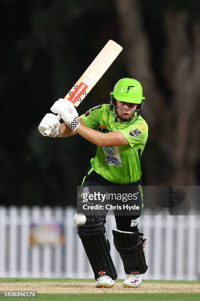 Phoebe Litchfield of the Thunder bats during the Women's Big Bash League match between the Brisbane Heat and the Sydney Thunder at Allan Border...