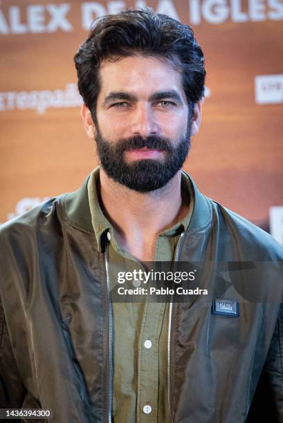 Spanish actor Ruben Cortada attends the "El Cuarto Pasajero" photocall at Cars Studio on October 25, 2022 in Madrid, Spain.