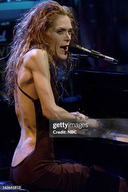 Episode 1747 -- Pictured: Musical guest Beth Hart performs on December 27, 1999 -- Photo by: NBC/NBCU Photo Bank via Getty Images