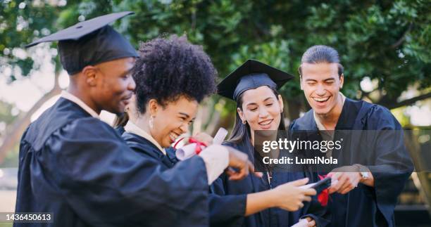 students, graduation and happy with phone together in diversity at college. smile, friends and graduate for study with smartphone for memory of success in education, learning and goal at university - higher school certificate stockfoto's en -beelden